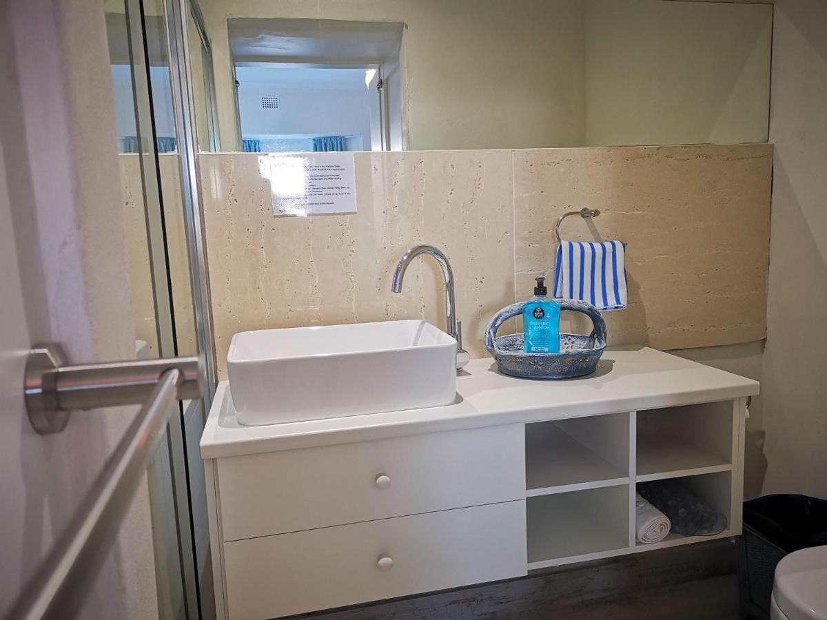 Rachawadee Accomodation​&Health Spa Simonʼs Town Exterior foto