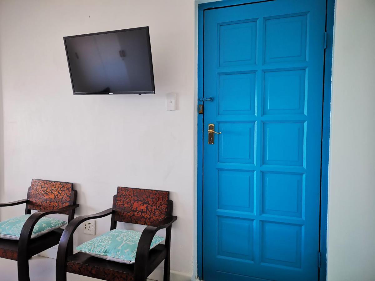 Rachawadee Accomodation​&Health Spa Simonʼs Town Exterior foto