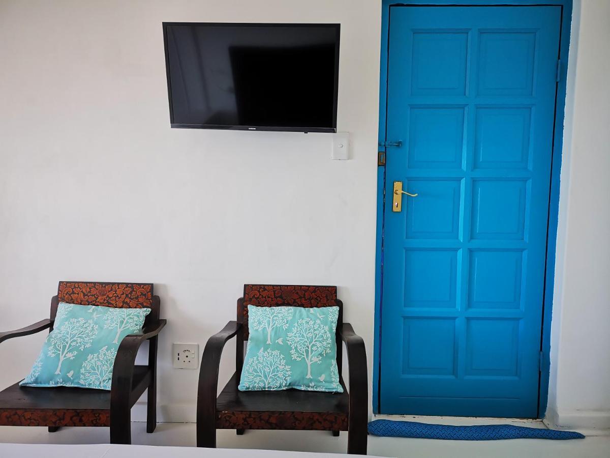 Rachawadee Accomodation​&Health Spa Simonʼs Town Exterior foto