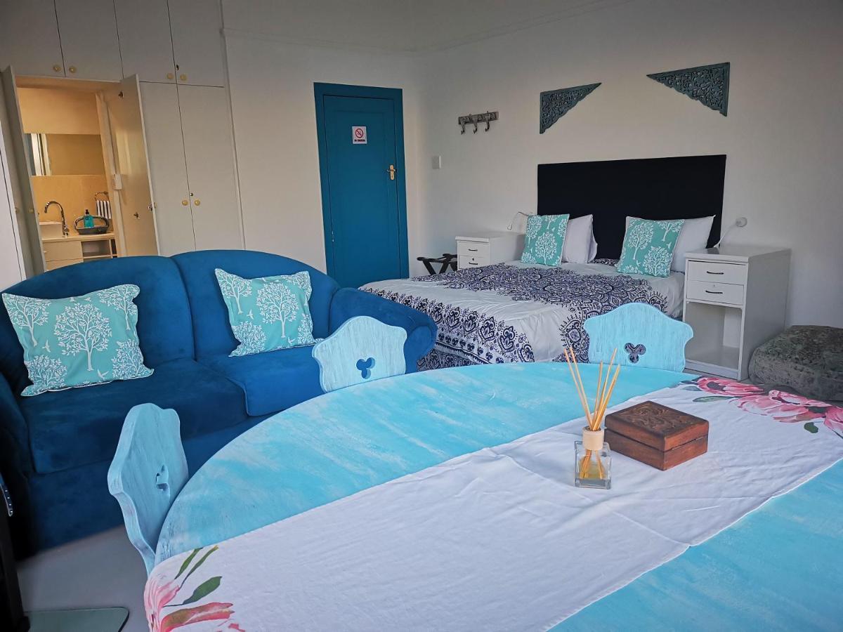 Rachawadee Accomodation​&Health Spa Simonʼs Town Exterior foto